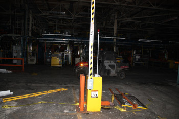 Aisle-Crossing Arm