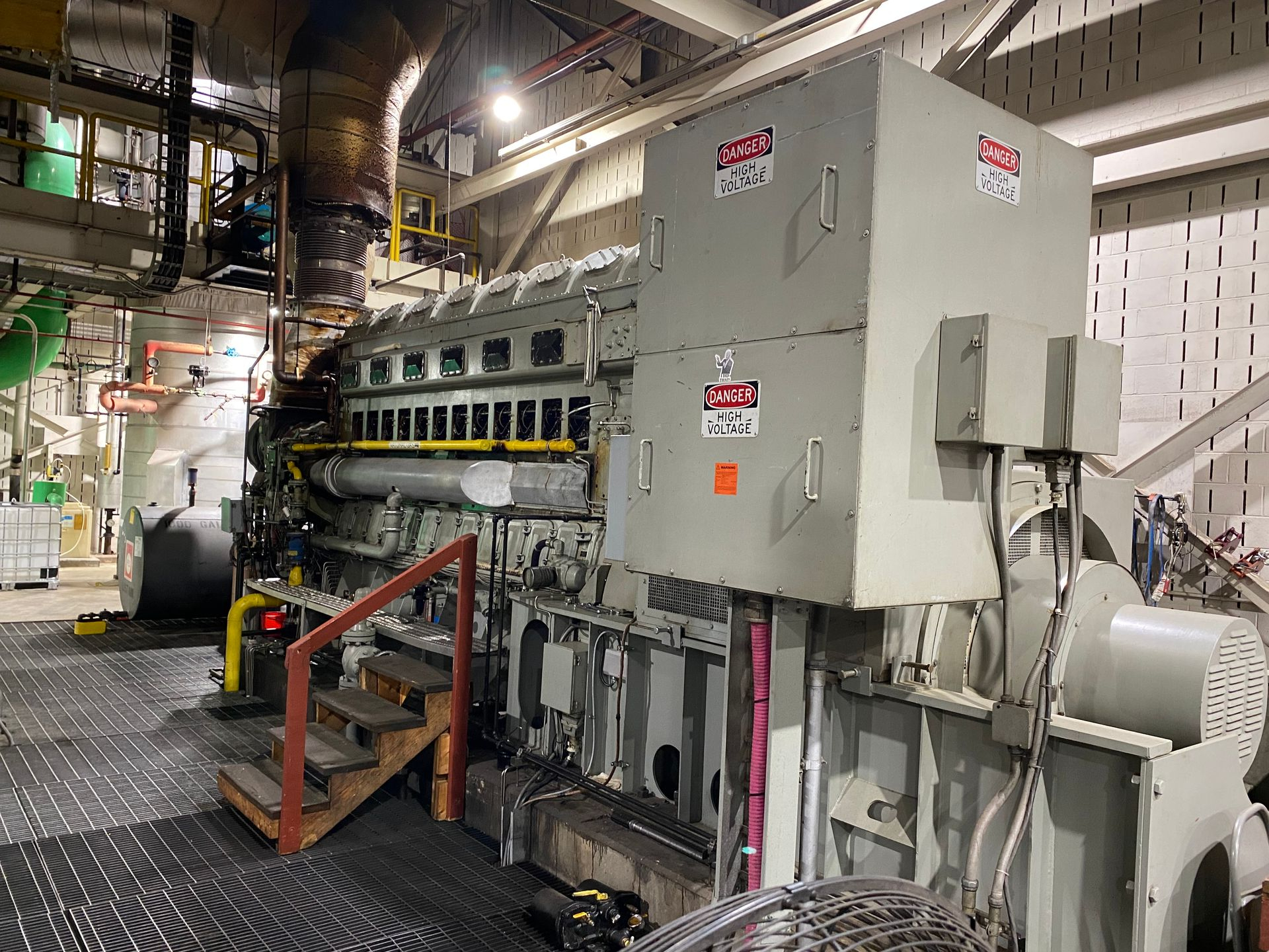 2000 3.2MW Fairbanks Enviro 38ETDD1/8 Turbocharged Dual Fuel Engine