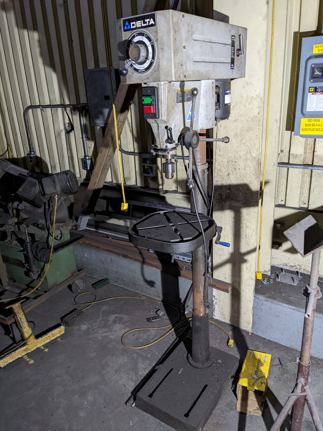 FLOOR MODEL DELTA DRILL PRESS, 55 OFF