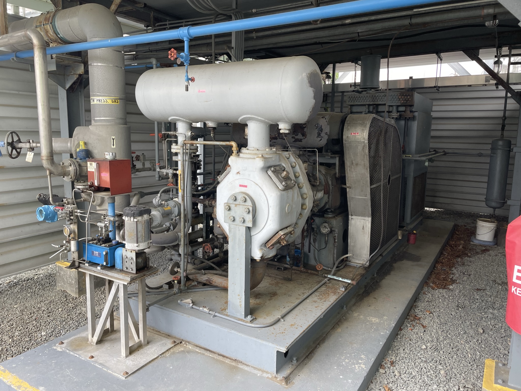 QTY 2 1970 AirXChangers Inc BoilOff Gas Compressors and FinFan Cooler