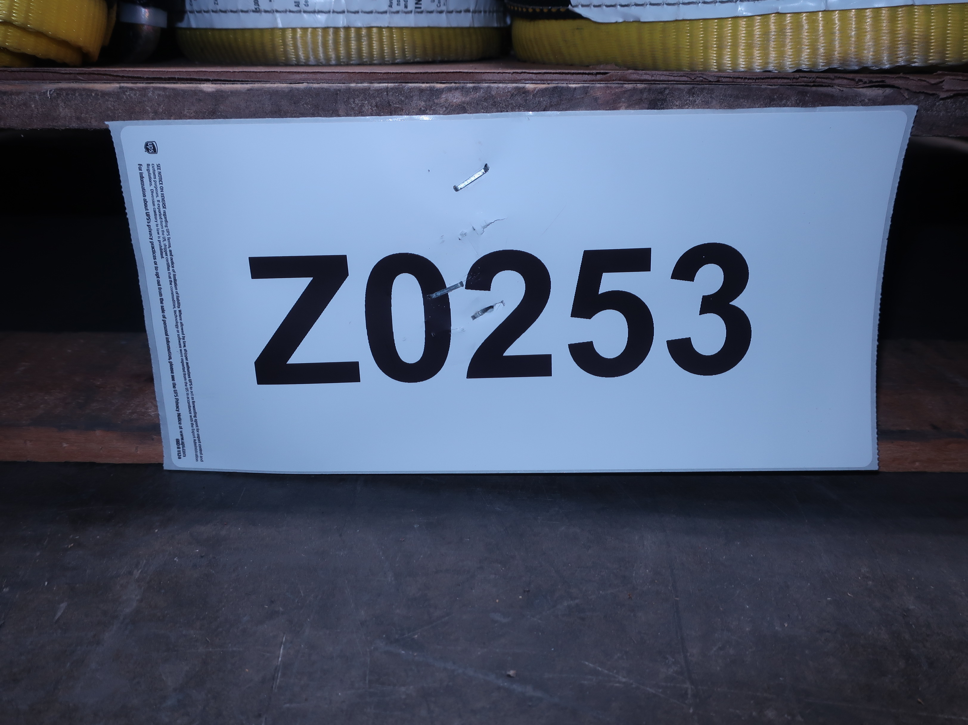 PALLET OF ASSORTED CROSS ARM STRAPS AND RATCHETING TIE DOWN STRAPS For ...