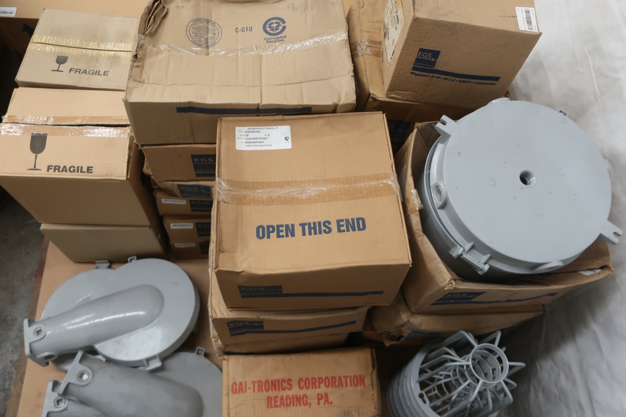 Elektronik Geschenkset Paletten | Multimedia & Bluetooth Geräte Zubehör Set