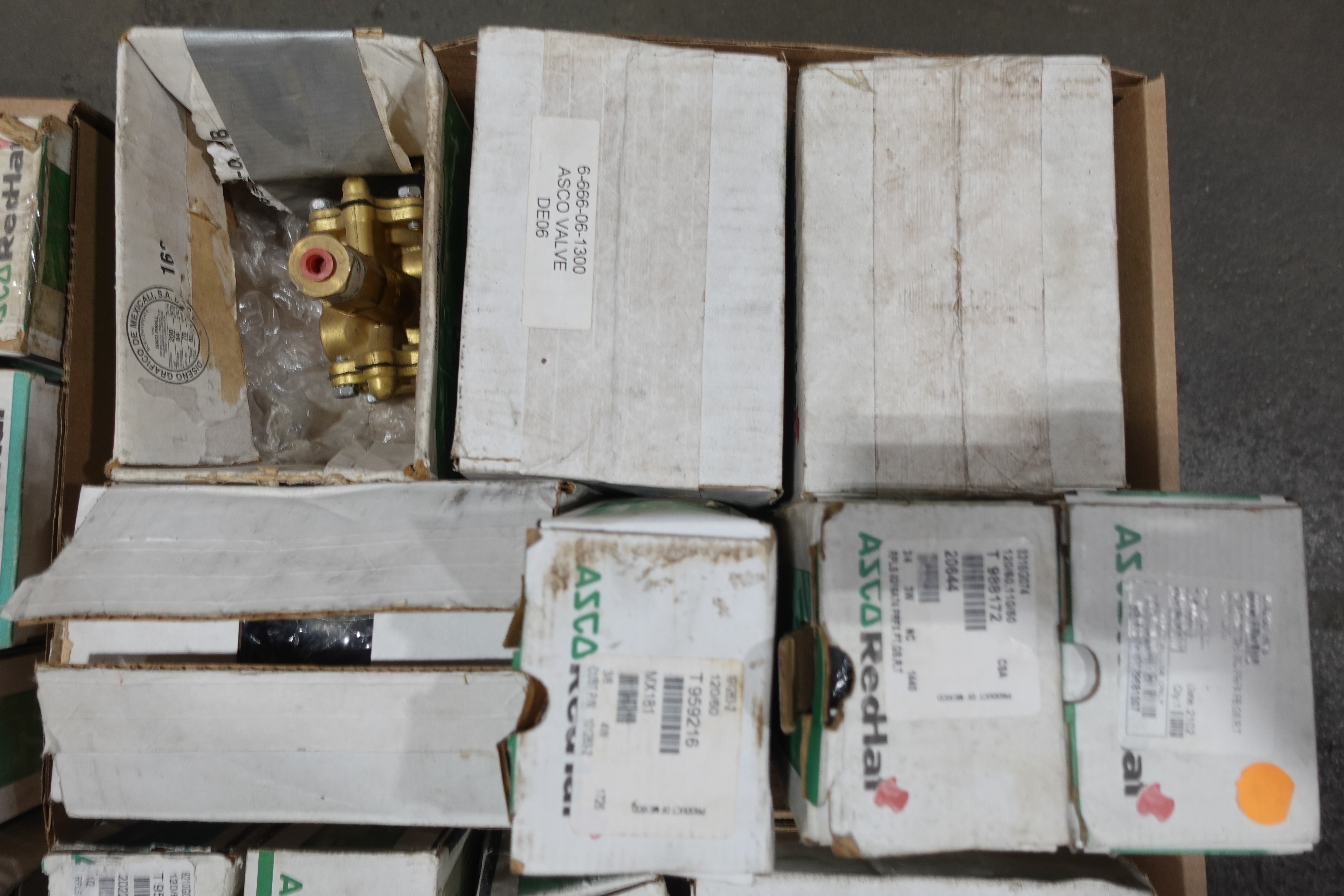 PALLET OF ASSORTED ASCO SOLENOID VALVES AND ACCESSORIES For Sale | Aucto