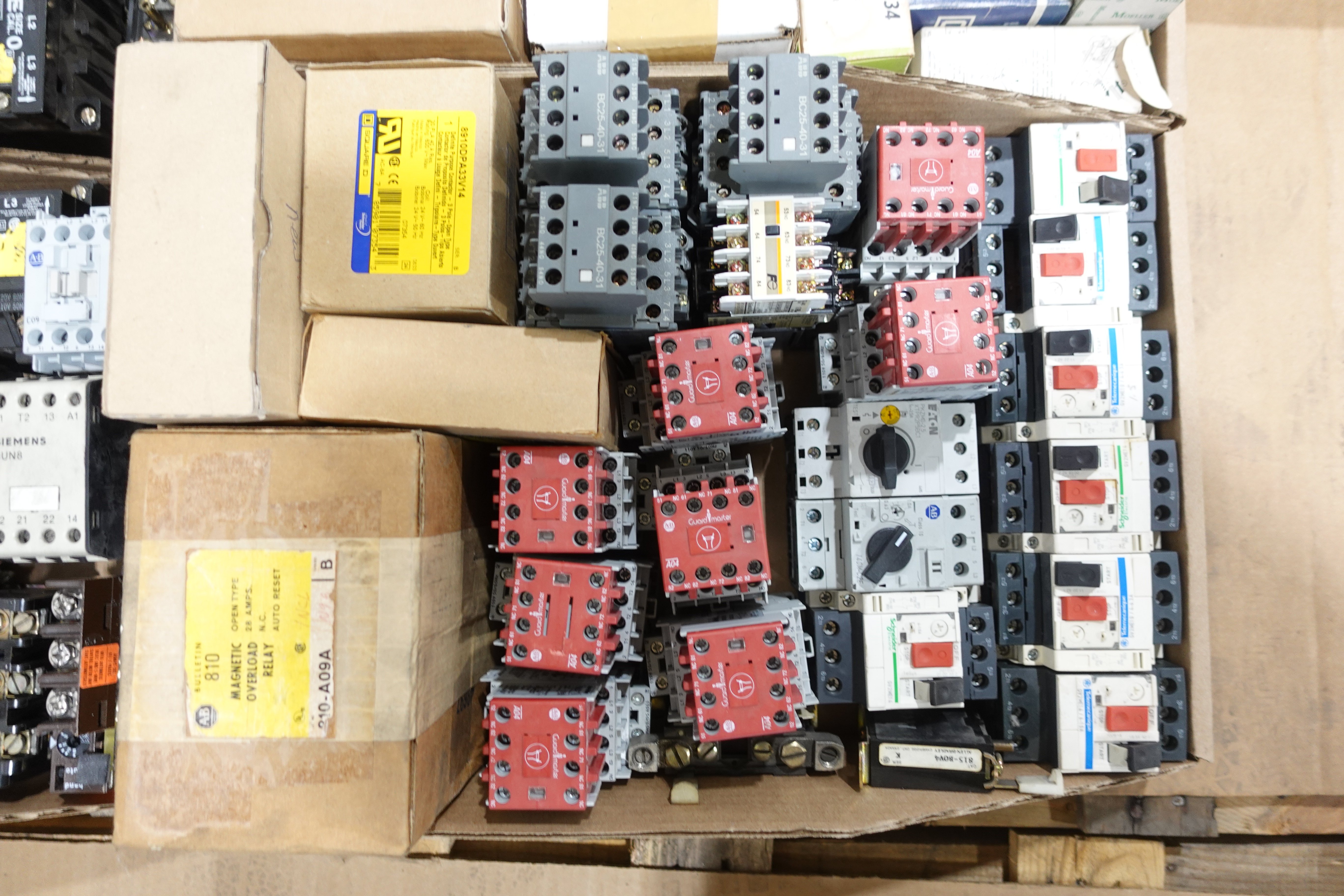 SKU 1726478 - 2 PALLETS OF ASSORTED MOTOR STARTERS, CONTACTORS AND ...